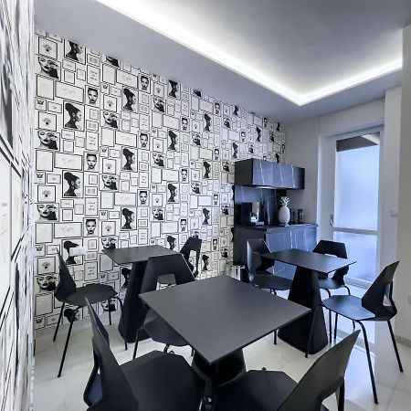Distinto Suite & Rooms Λέτσε Εξωτερικό φωτογραφία