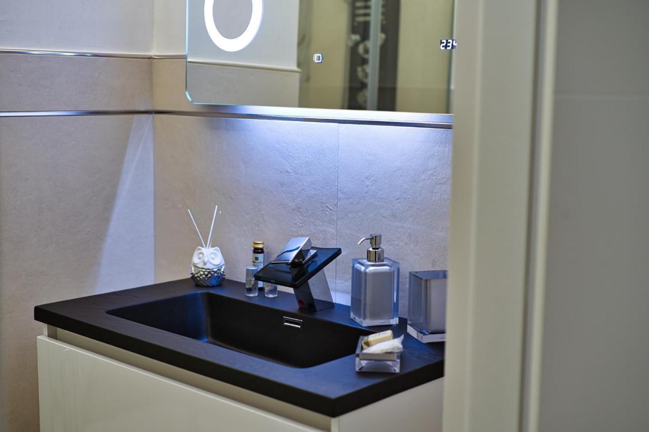 Distinto Suite & Rooms Λέτσε Εξωτερικό φωτογραφία