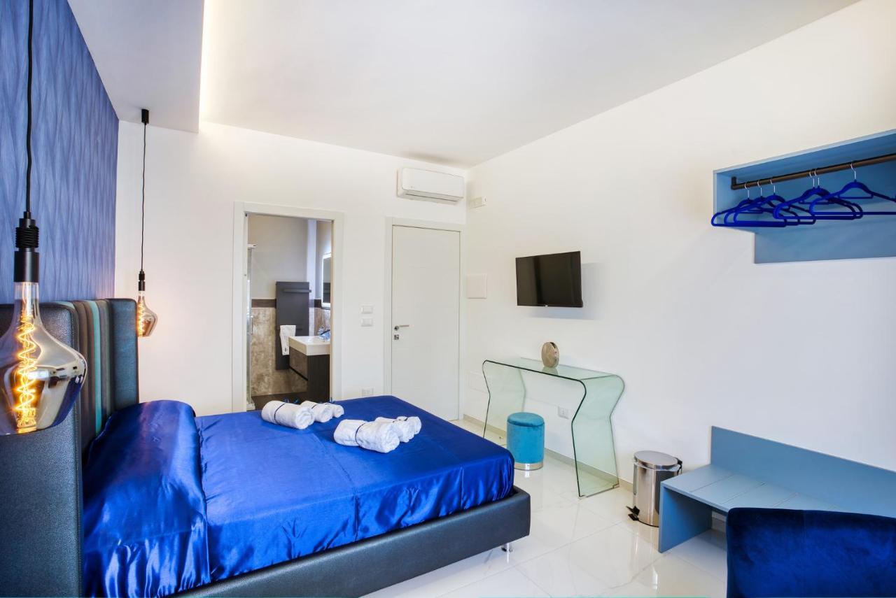 Distinto Suite & Rooms Λέτσε Εξωτερικό φωτογραφία