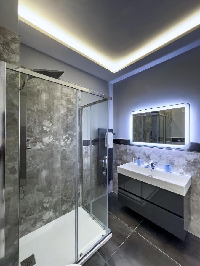 Distinto Suite & Rooms Λέτσε Εξωτερικό φωτογραφία